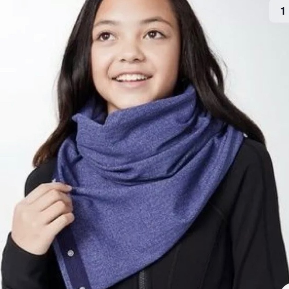 🥶🧣 Ivivva Chill Scarf 🥶🧣